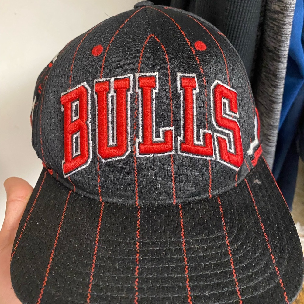 Mitchell and ness Chicago bulls hat. Worn.